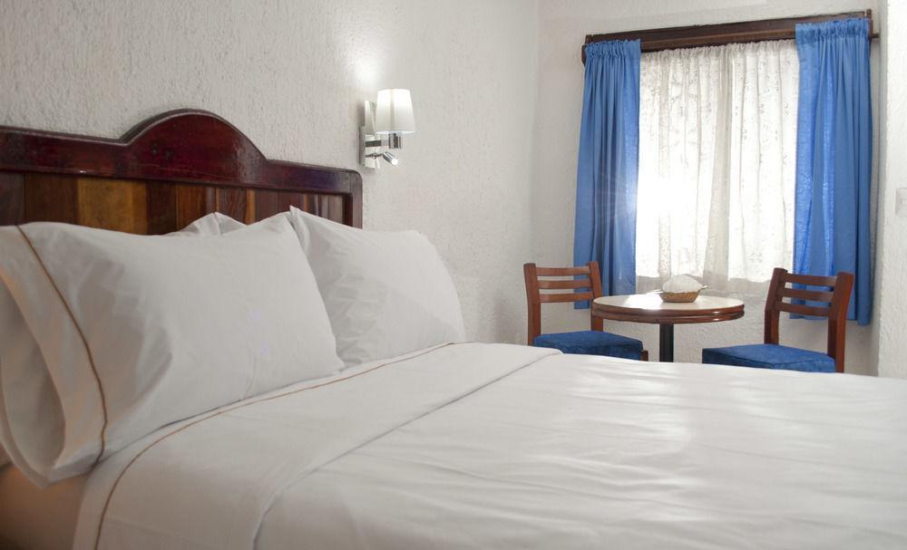 Eco-Hotel El Rey Del Caribe Канкун Экстерьер фото
