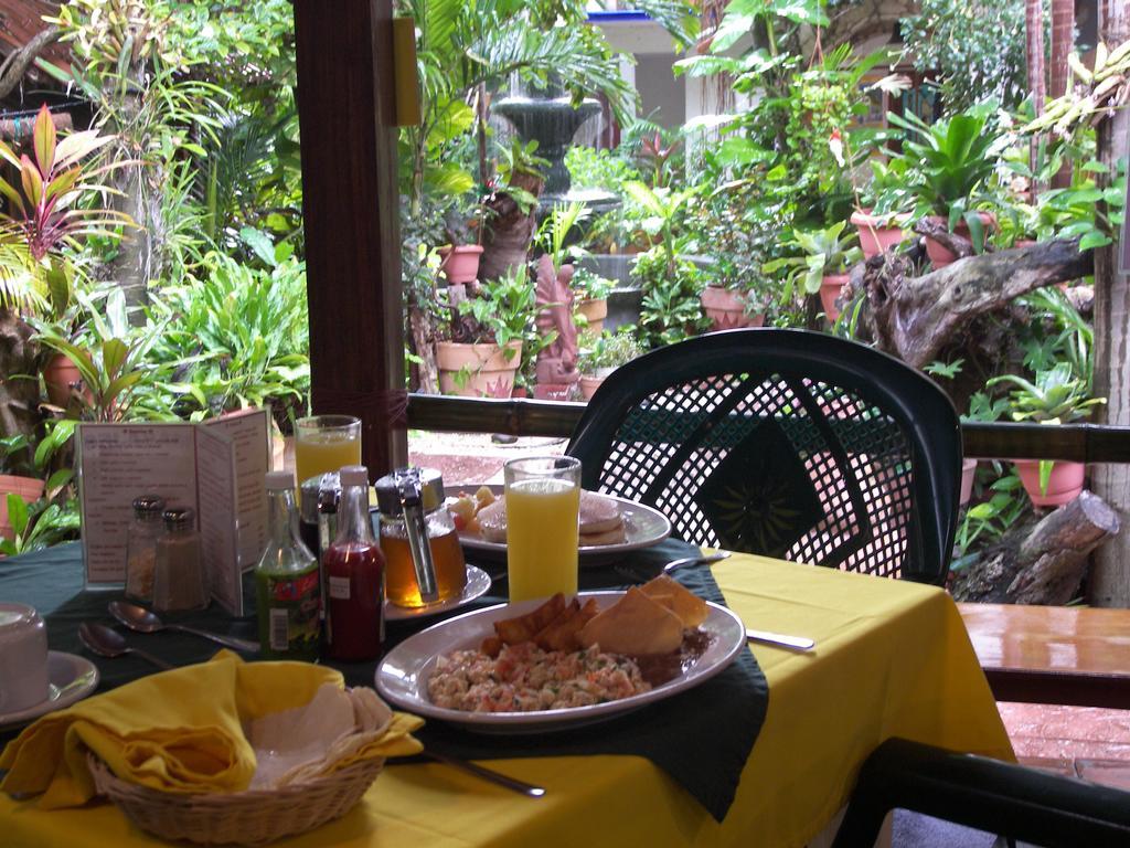 Eco-Hotel El Rey Del Caribe Канкун Экстерьер фото