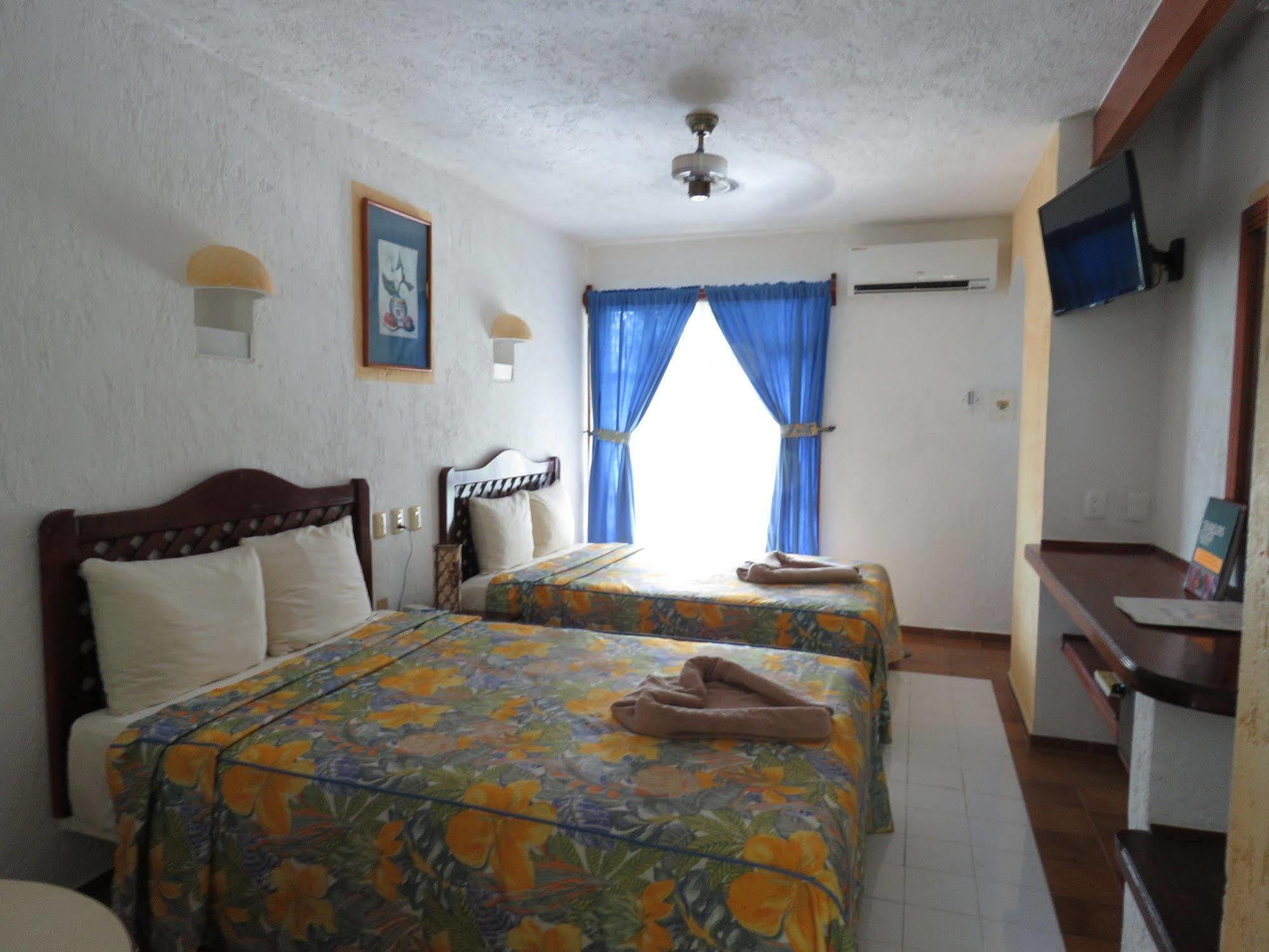 Eco-Hotel El Rey Del Caribe Канкун Экстерьер фото