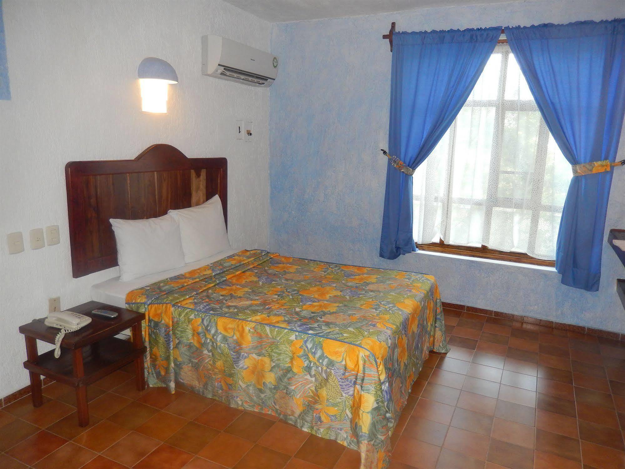 Eco-Hotel El Rey Del Caribe Канкун Экстерьер фото